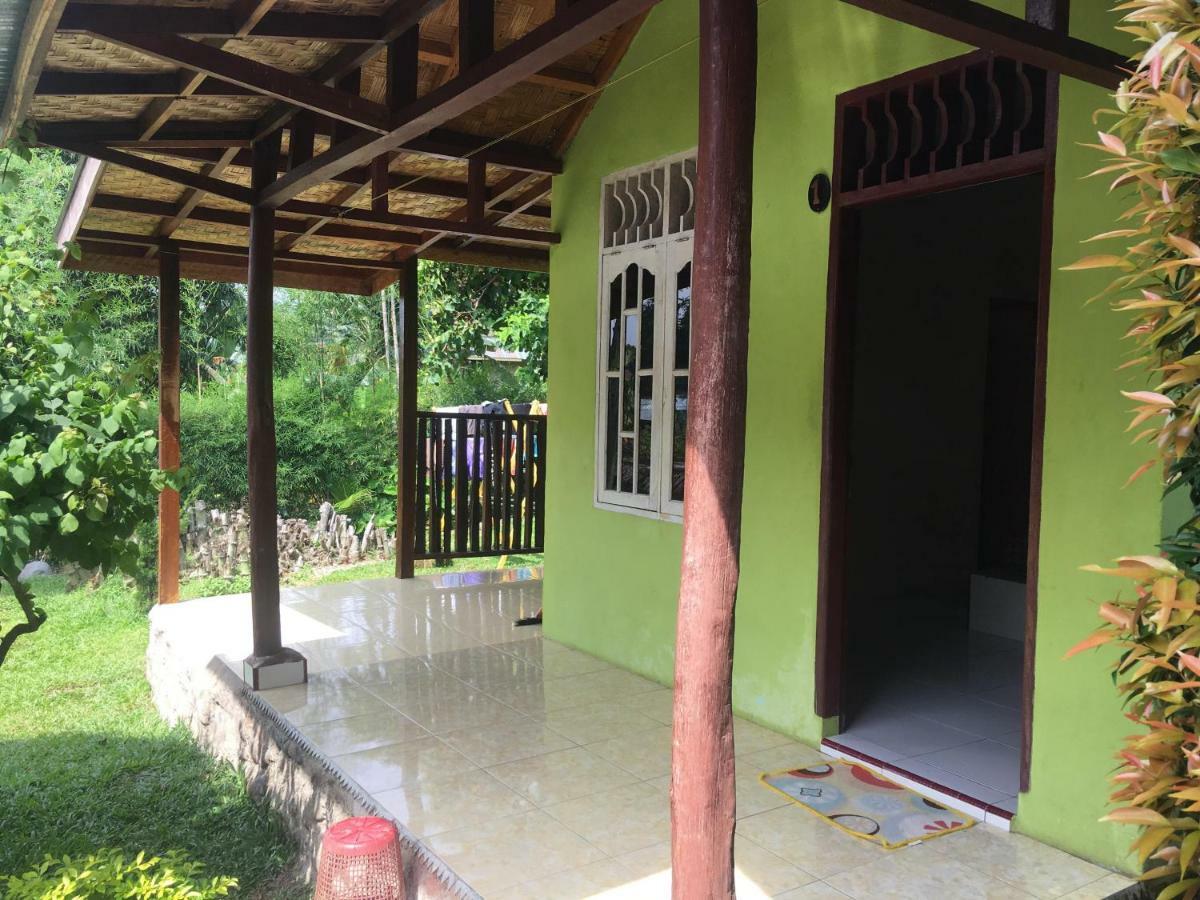 Sahnan Guest House Bukit Lawang Bagian luar foto